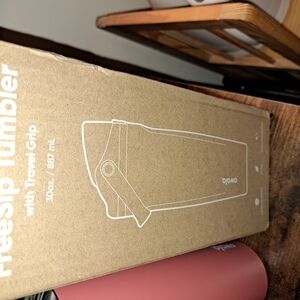 Owala Freesip Tumbler with Travel Grip - Pink